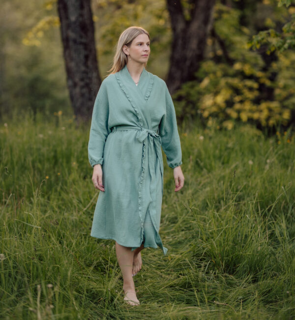 Pikk tume mündiroheline kimono